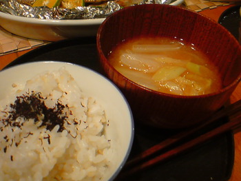 白菜と長ネギのお味噌汁