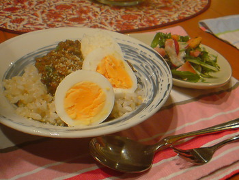 キーマ☆カレーにトッピングチャレンジ。