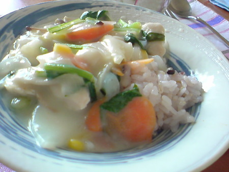 暑いのに・・・アツアツシチュー食べました(^_^;)