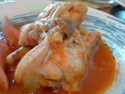 鶏煮込みとありあわせランチ。