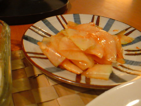 にんにくの素揚げで夕飯です