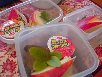 今日はお弁当会でした♪