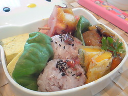 娘のお弁当。