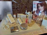 叶恭子プロデュース  ジュエリーコスメ 本日再入荷致しました。 2014/04/25 18:27:00