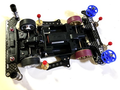 MEシャーシでB-MAXを作ってみた〜3年半ぶりの新シャーシはポテンシャル