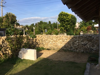 ヤギ小屋を建築中！