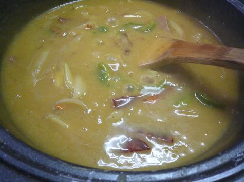 黄色いカレー