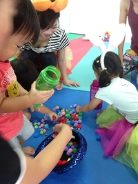 familyキッズヨガ体験 2015/08/23 21:51:09