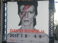 DAVID BOWIE is 2017/02/06 01:08:00