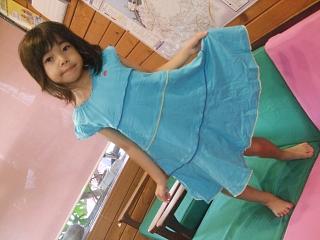 「棚ぼた服」