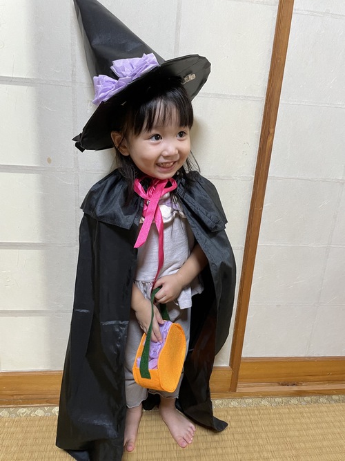孫ちゃん　保育園で　お楽しみ　ハロウィン　