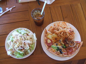オーシャンズピザのランチ