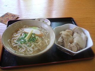 沖縄そば《遊食家＆家器の木》