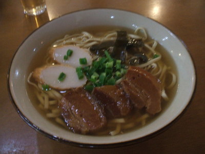 沖縄そば《そば処亀》