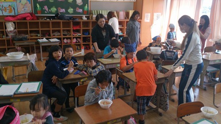 具志頭小学校親子手打ち教室