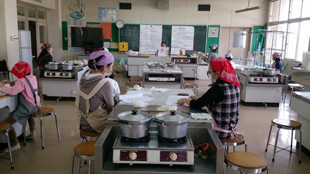 西崎小学校親子手打ち教室