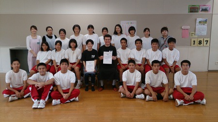嘉手納中学校沖縄そば手打ち教室
