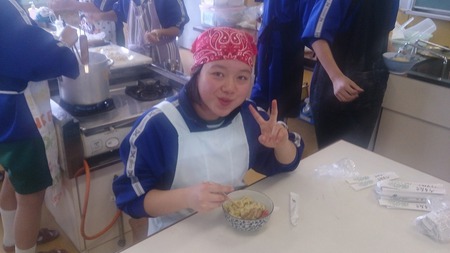 首里中学校沖縄そば手打ち教室