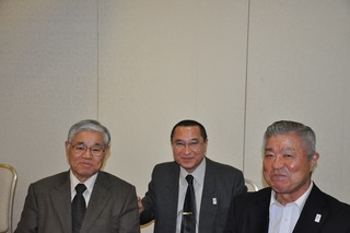 支部総会の写真４