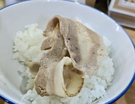 琉球系ラーメン 琉磨 / 琉球中華肉そば