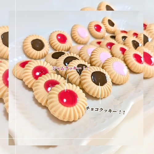 食べられないお菓子♡８年ぶりに、子供の頃の憧れ『お菓子の家』作ってるんです ! !
