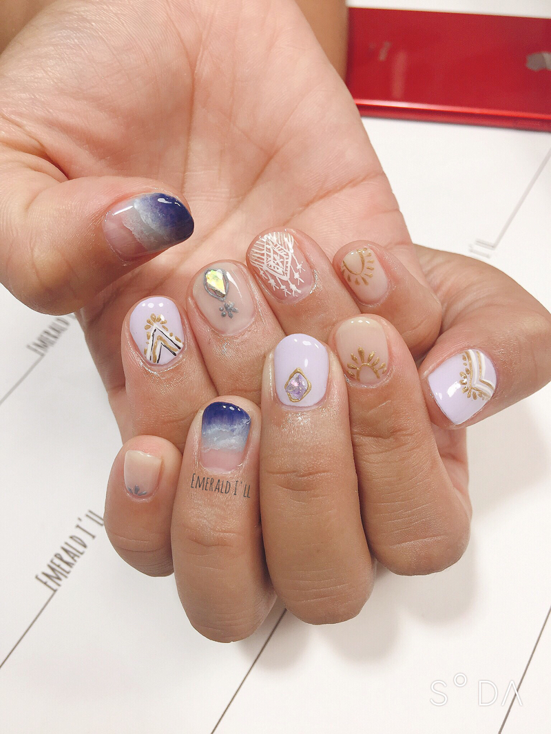 ネイルアート 夏 ネイルデザイン 沖縄市 うるま市 ネイルサロン 沖縄市ネイルサロンemerald I Ll デザイン持ち込みのお店