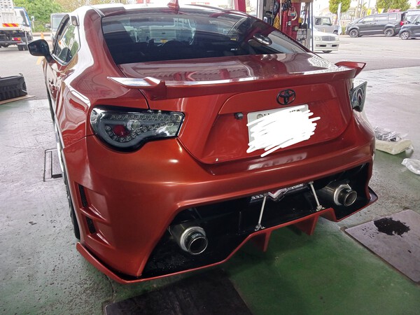 86GT　テール交換