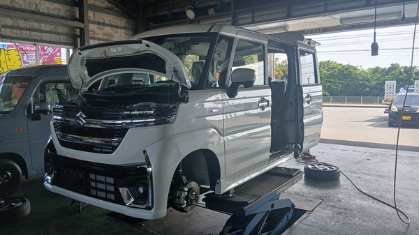 新車　スペーシア　車高調取付