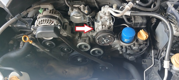 トヨタ 86 PCVホースコネクター 交換 トヨタ 86 PCVホースコネクター 交換