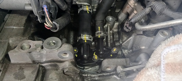 トヨタ 86 PCVホースコネクター 交換 トヨタ 86 PCVホースコネクター 交換