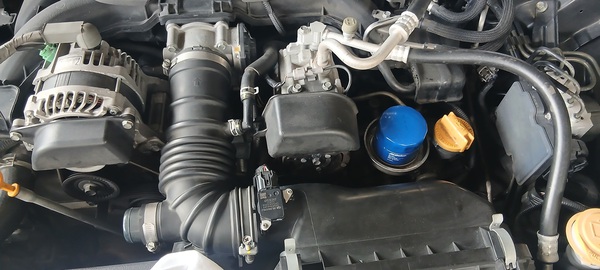 トヨタ 86 PCVホースコネクター 交換 トヨタ 86 PCVホースコネクター 交換