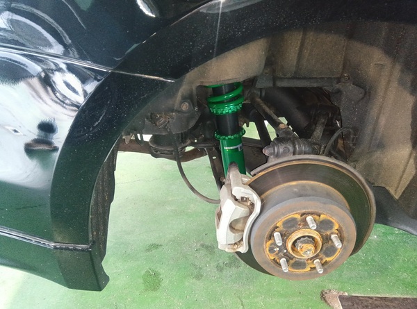 クラウン　車高調取り受け