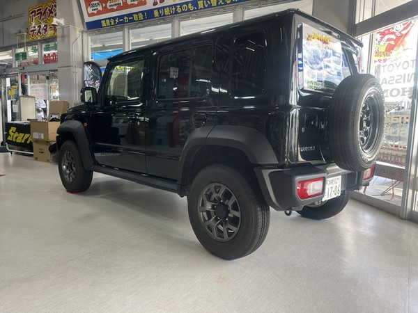 未使用車ジムニーノマド10月1日販売