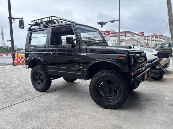 JA11　ジムニー　タイヤホイルセット取付