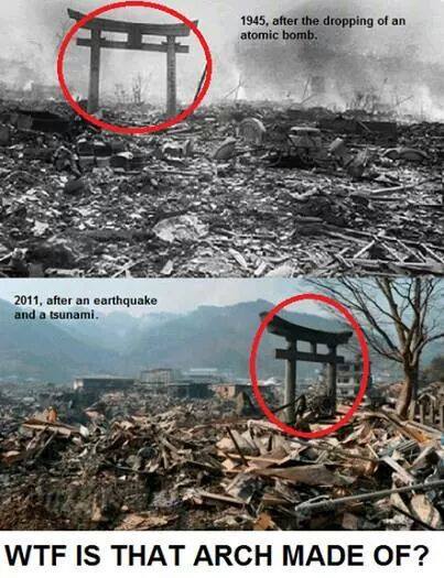 広島原爆後と東日本大震災の鳥居