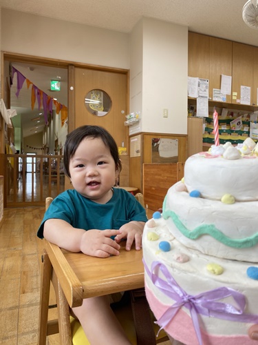 10月生まれのお誕生会（0歳児）