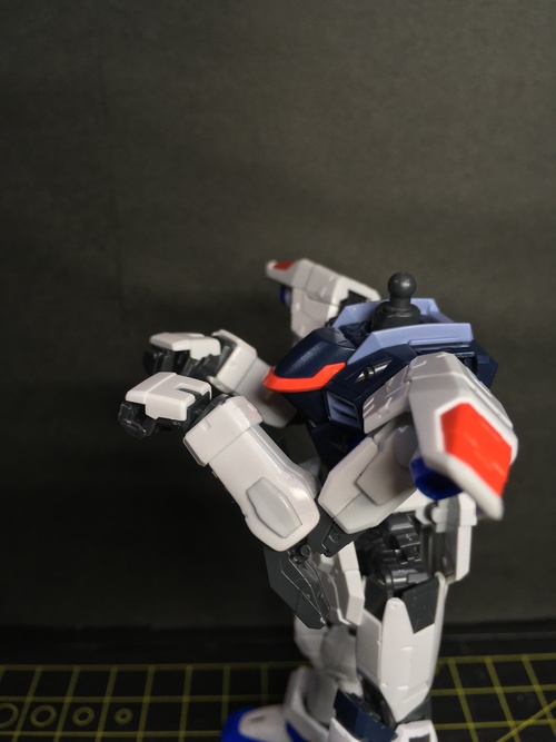 ⑤肩腕制作
