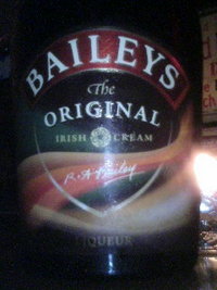 BAILEYS　IRISH CREAM