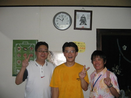 はまぞうの島田さんとシーポイントの大城さんが来店しました。