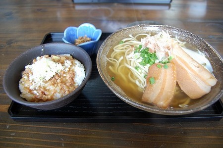 うかじそば
