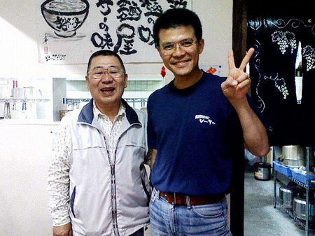 はち好さんご来店。