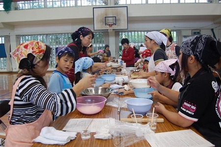沖縄そば　沖縄そば伝道師　高原小学校　手打ち教室