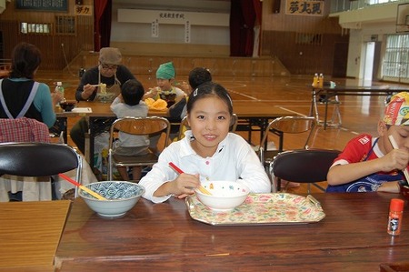 沖縄そば　沖縄そば伝道師　高原小学校　手打ち教室
