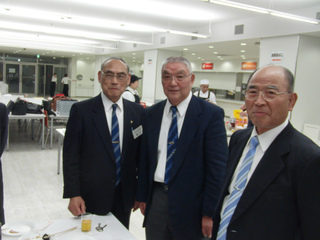 総会終了後の懇親会