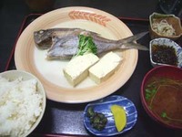 台風に外食 2006/09/17 02:54:18