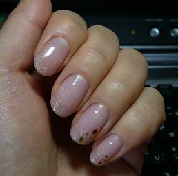 小学生堂日記 ジェルネイル 4週間たってもまだ健在 30日後の写真