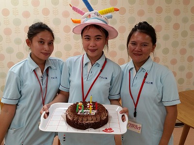 毎月恒例誕生者ランチ外出デイサービスてだこ苑