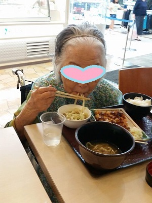 今月３回目のランチ外出。デイサービスてだこ苑