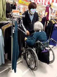 買い物に行ってきました。（デイサービスてだこ苑） 2019/02/11 22:08:16