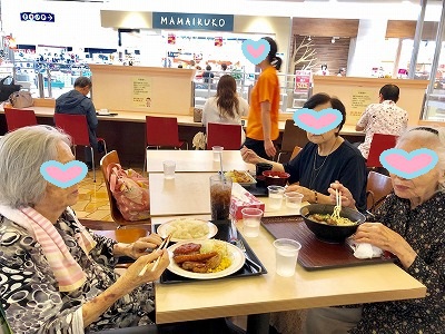 毎月恒例誕生月ランチ外出に行ってきました